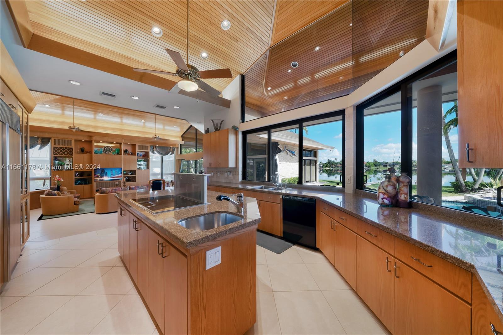 LAKESHORE SEC 3 - Residential