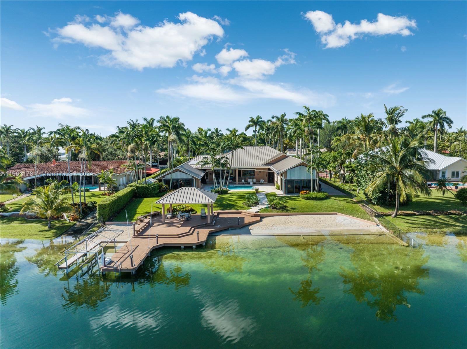 LAKESHORE SEC 3 - Residential