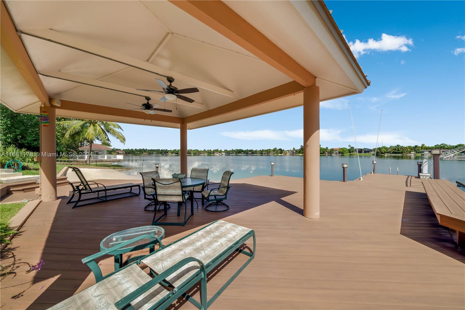 LAKESHORE SEC 3 - Residential