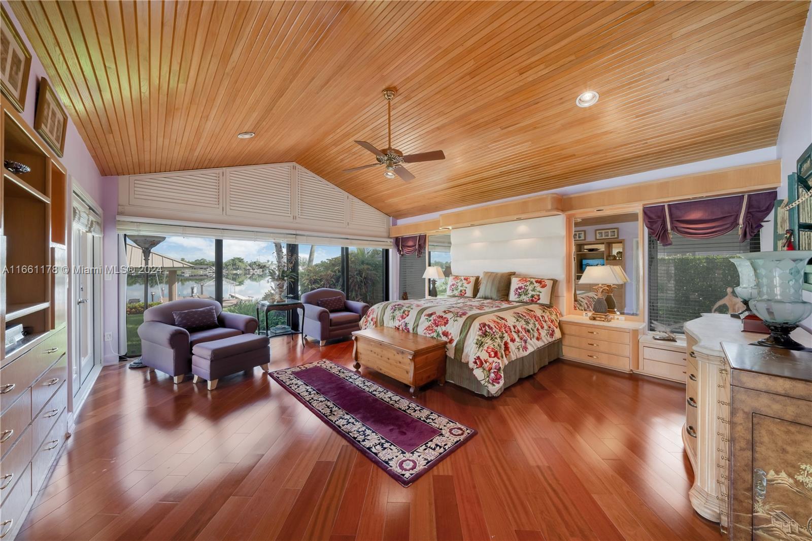 LAKESHORE SEC 3 - Residential