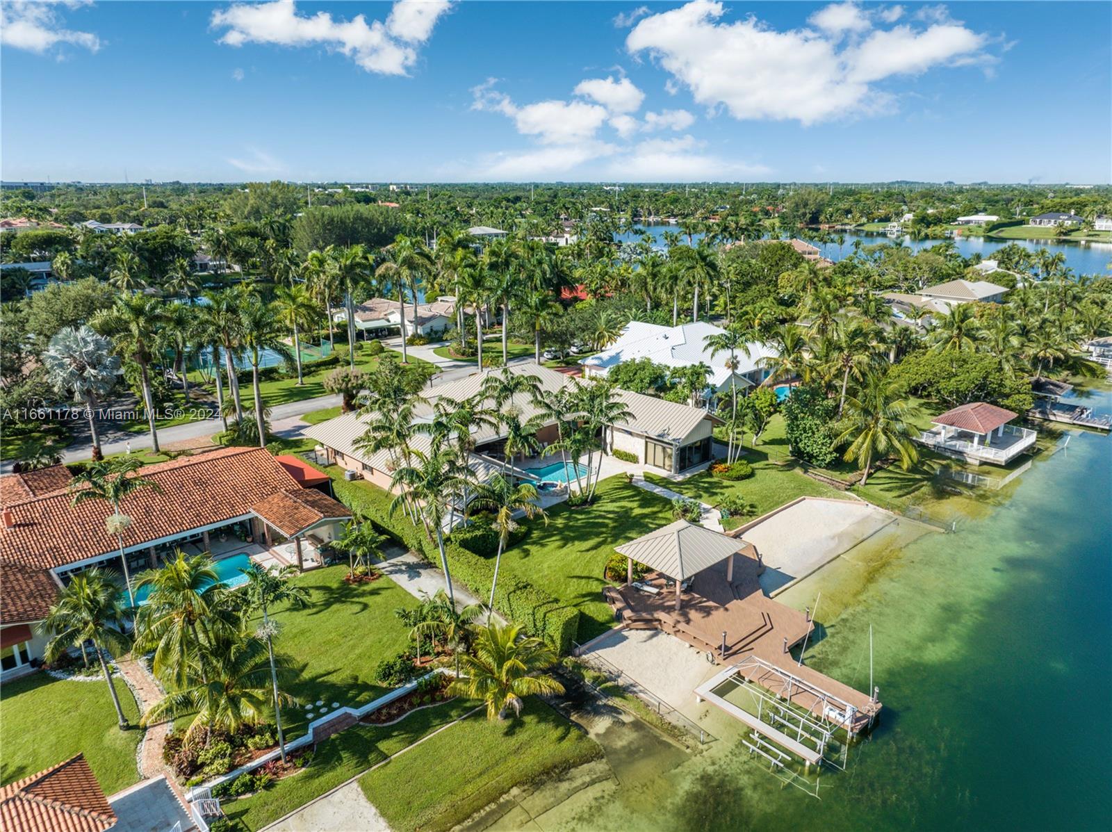 LAKESHORE SEC 3 - Residential