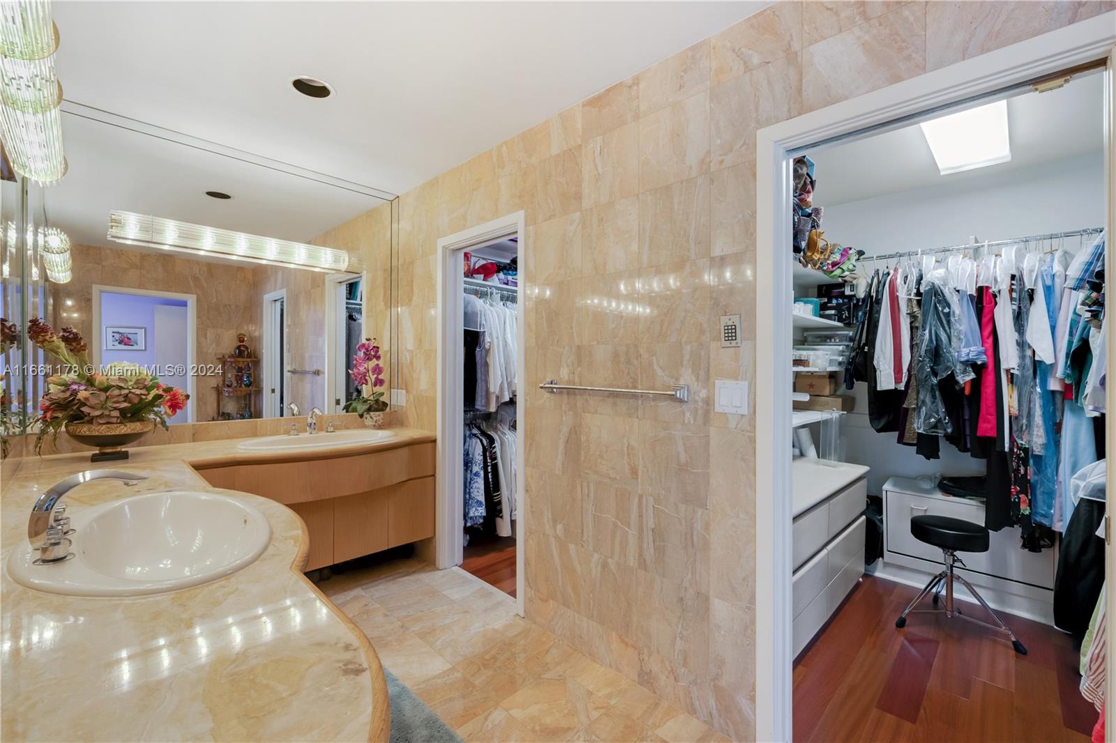 LAKESHORE SEC 3 - Residential