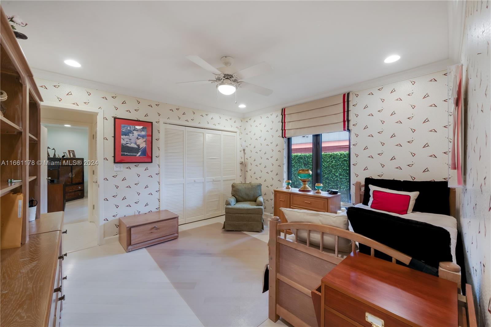 LAKESHORE SEC 3 - Residential