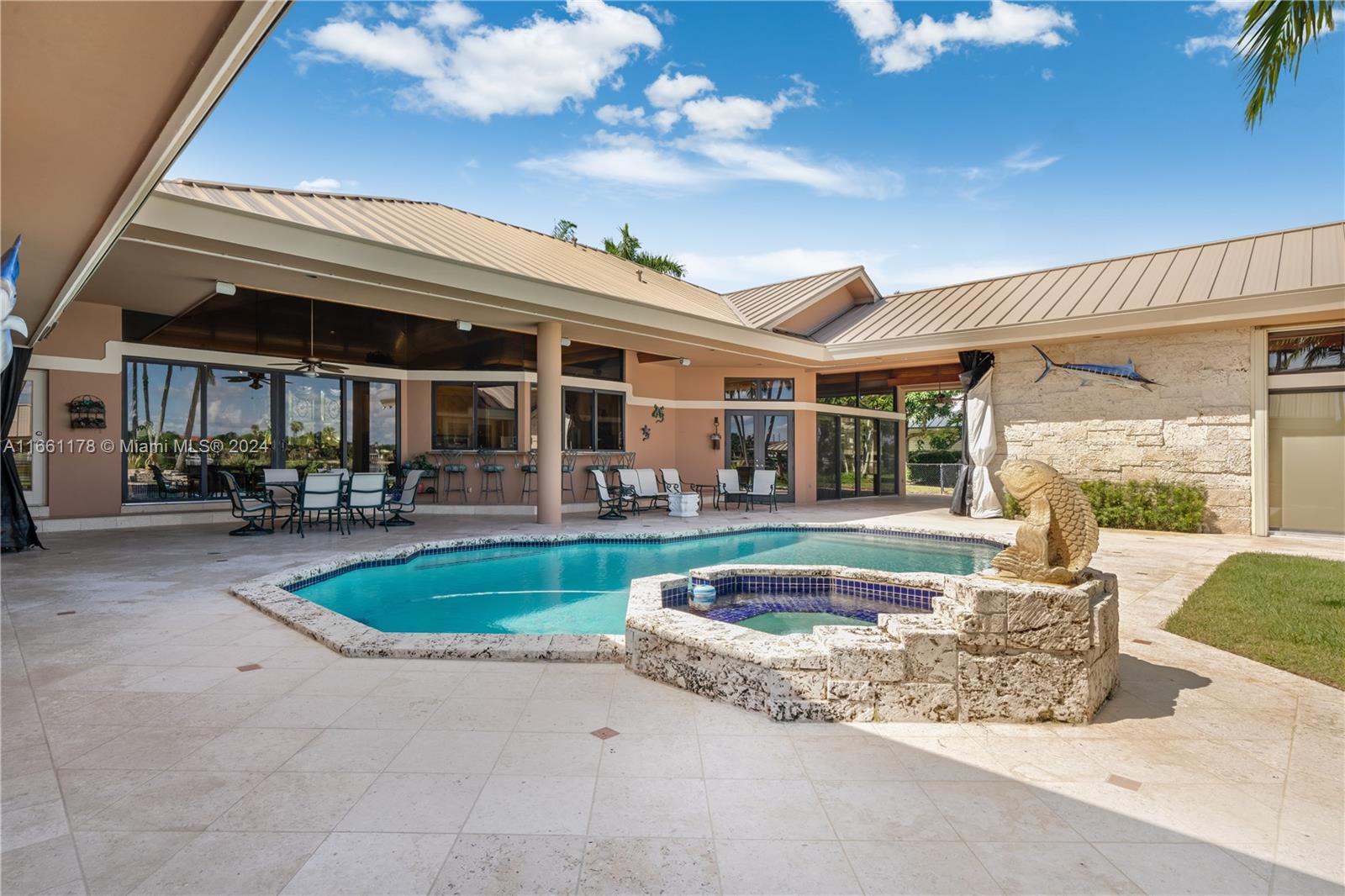 LAKESHORE SEC 3 - Residential