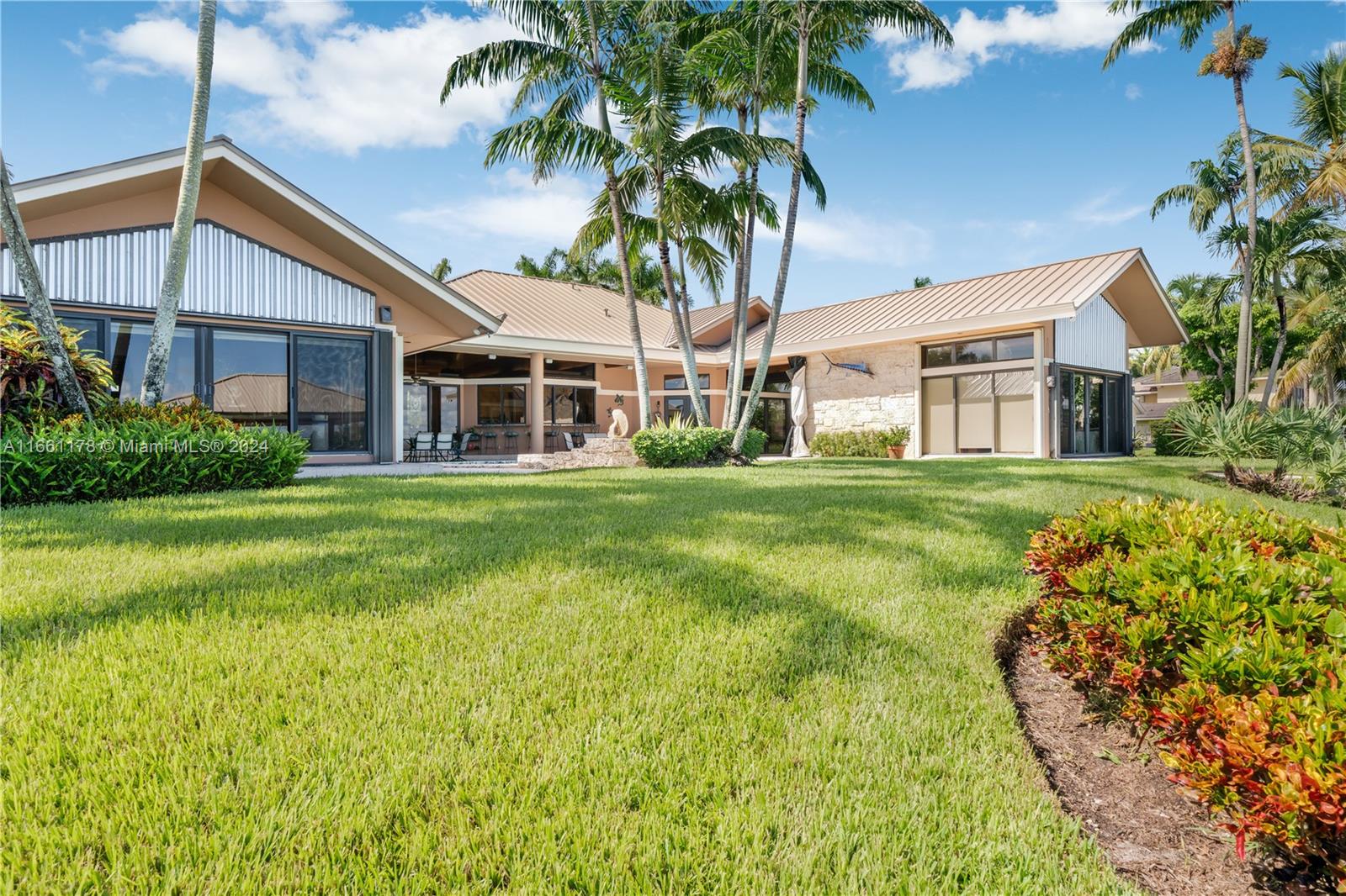 LAKESHORE SEC 3 - Residential