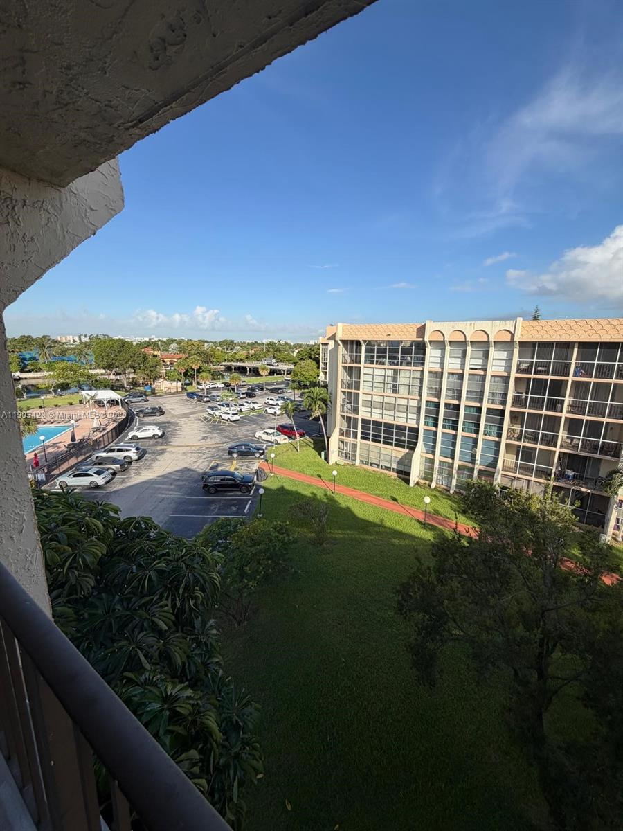 DESOTO PARK CONDO - Residential Lease