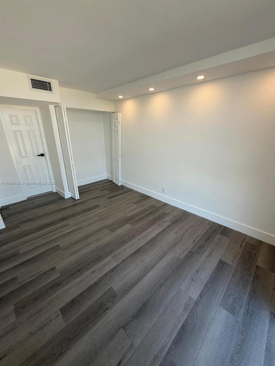 DESOTO PARK CONDO - Residential Lease