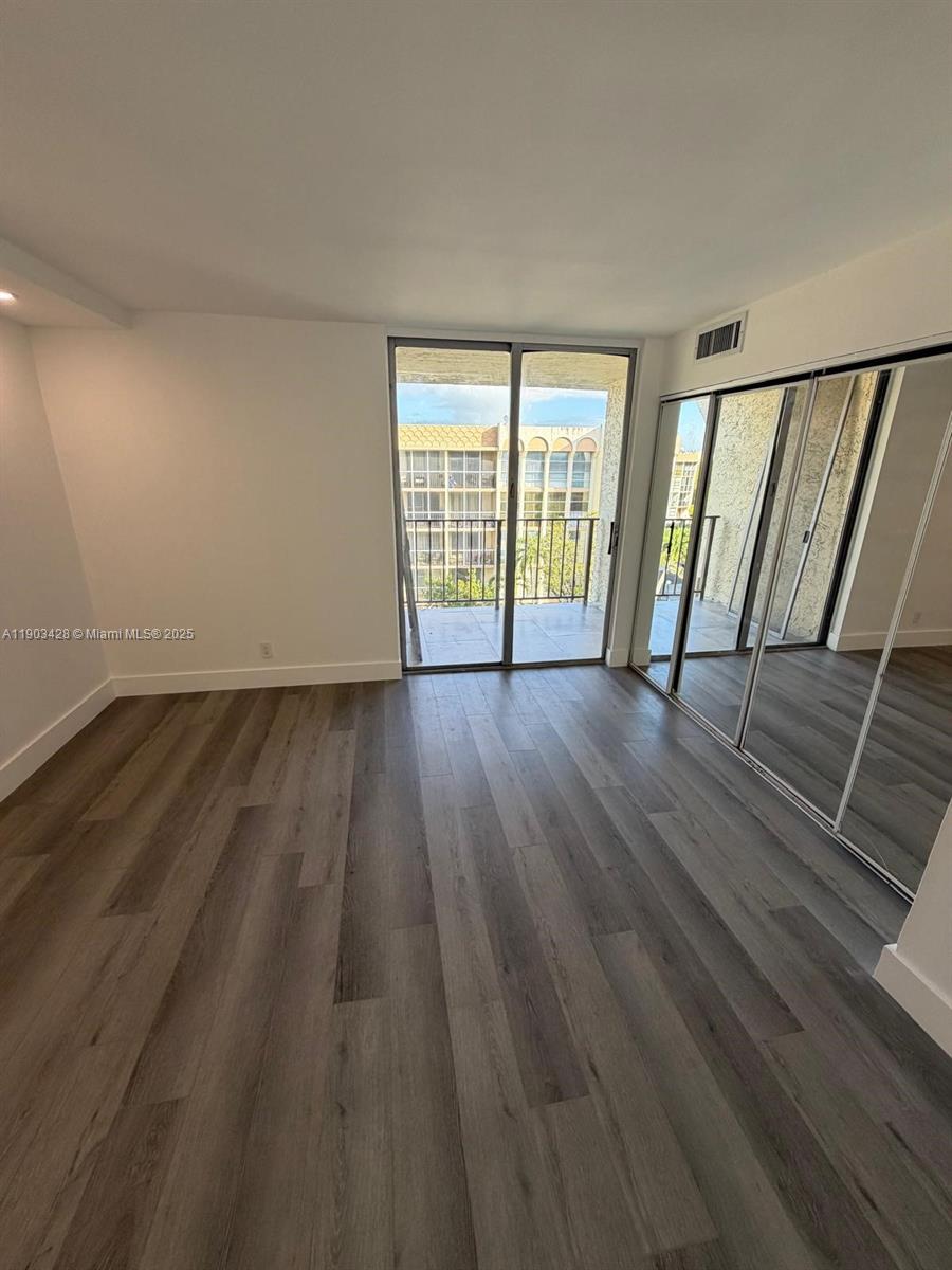 DESOTO PARK CONDO - Residential Lease