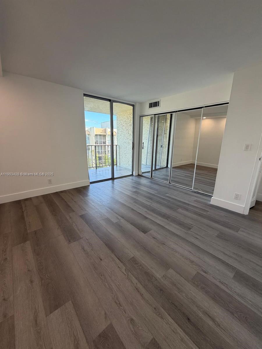 DESOTO PARK CONDO - Residential Lease