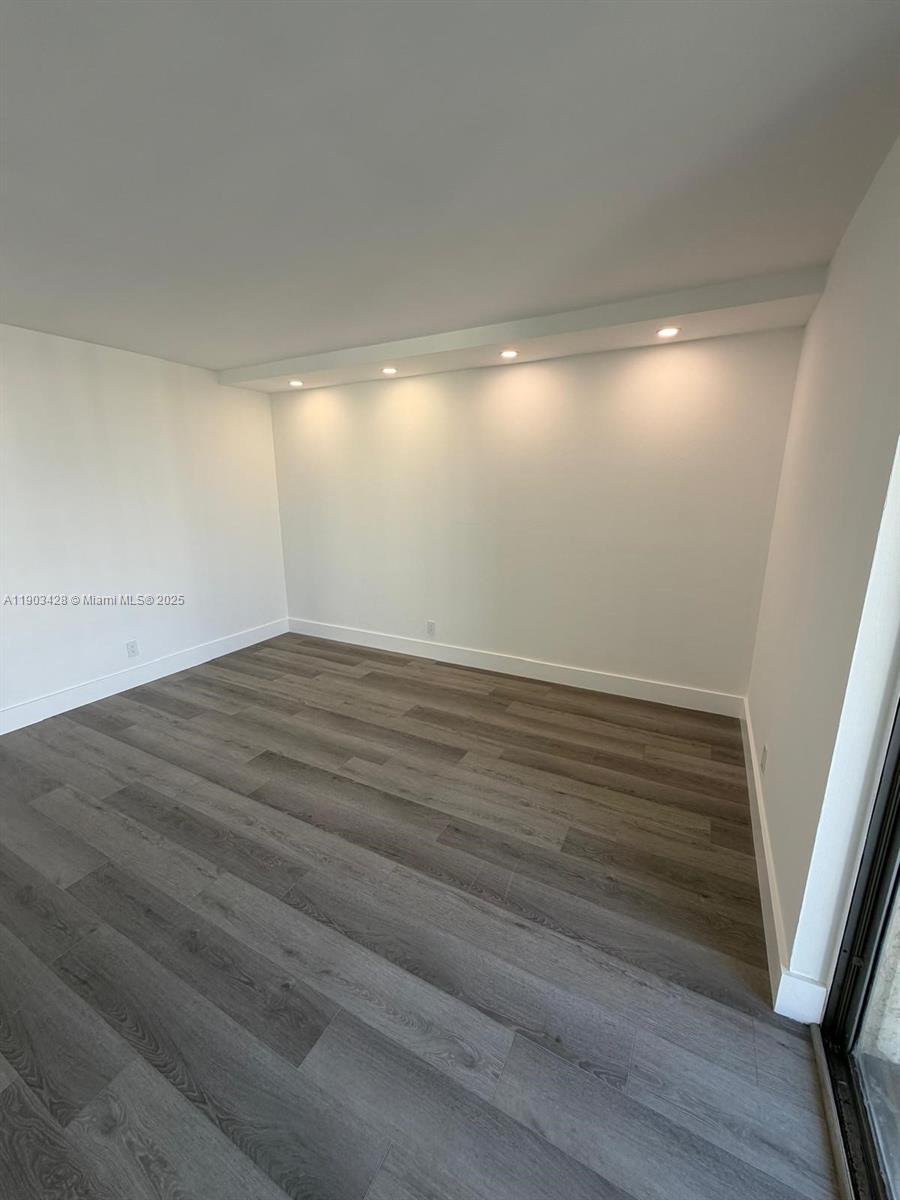 DESOTO PARK CONDO - Residential Lease