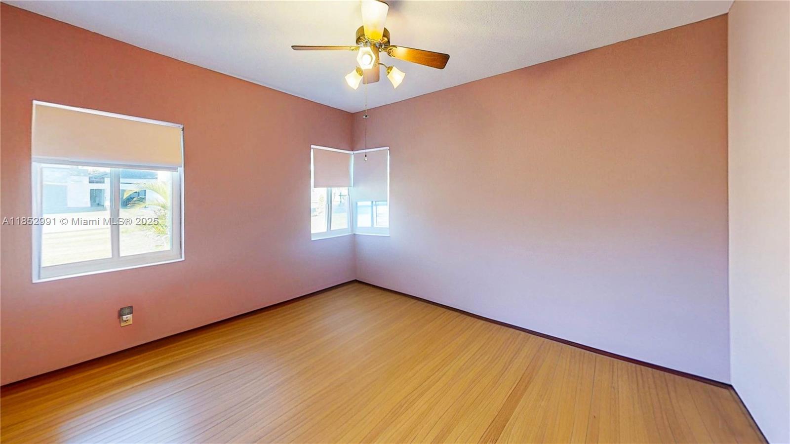 DOWNER PALMS DIV NO 1 - Residential