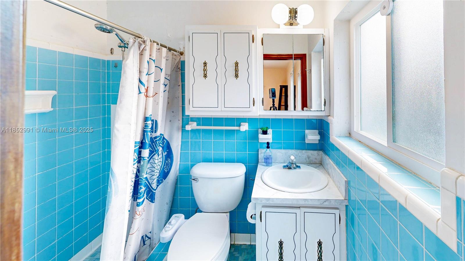 DOWNER PALMS DIV NO 1 - Residential