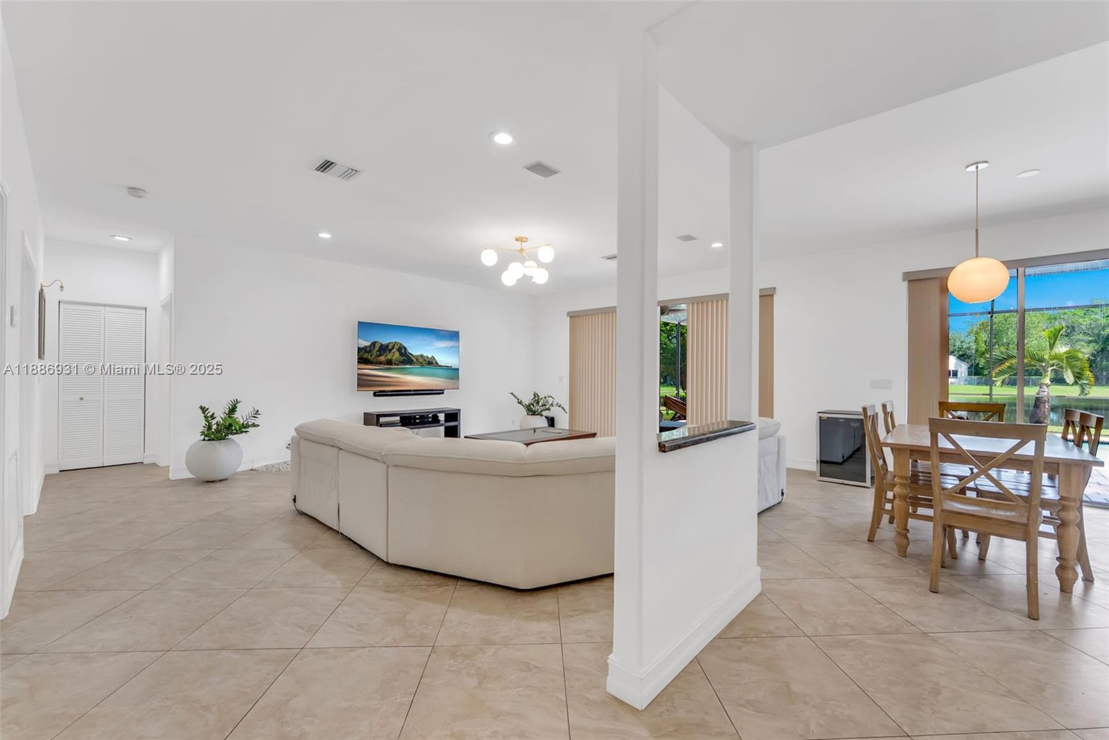 SECTOR 4 - Residential Lease