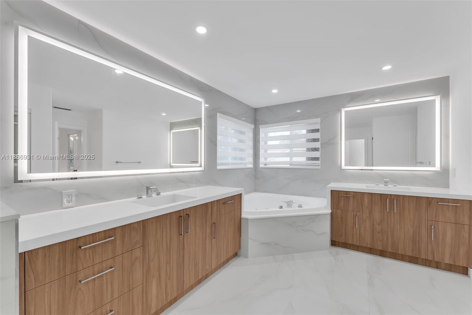 SECTOR 4 - Residential Lease