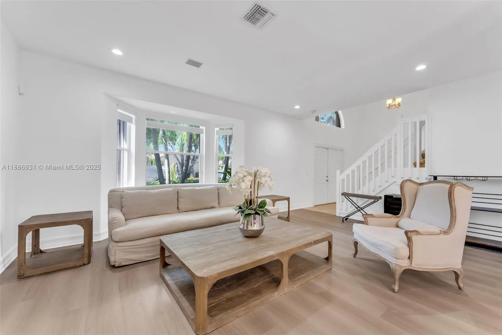 Weston, Florida 33326, United States, 5 Bedrooms Bedrooms, ,3 BathroomsBathrooms,Residential,Active,219364