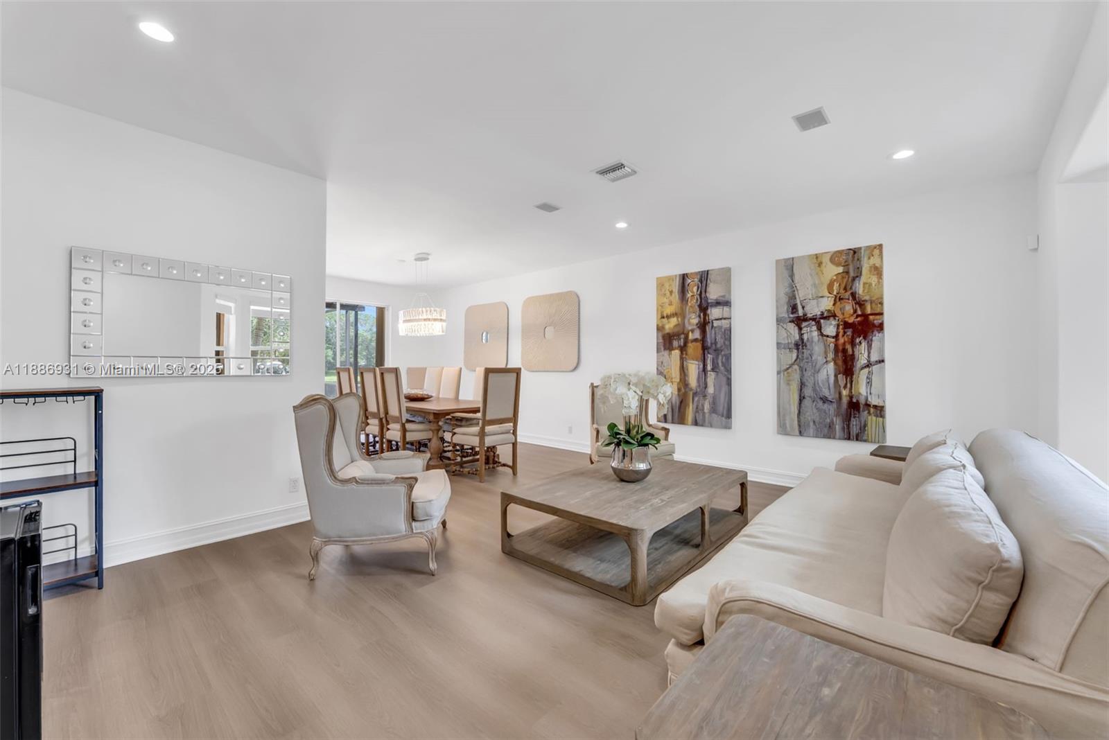 SECTOR 4 - Residential Lease