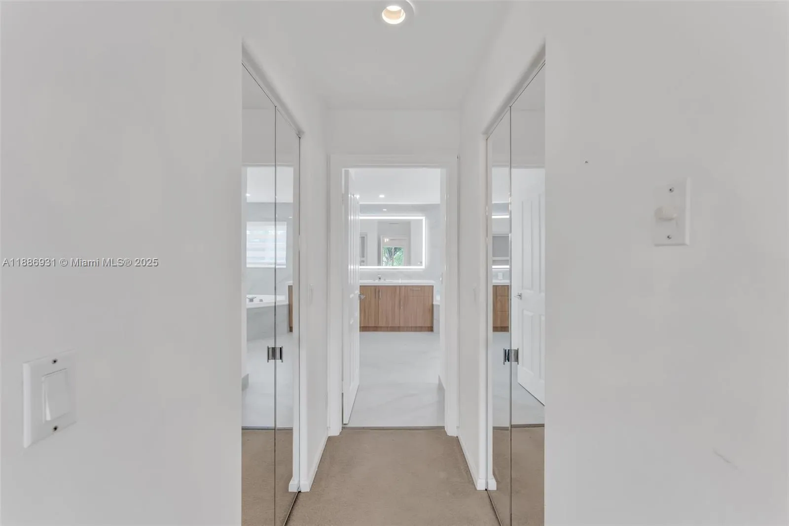 Weston, Florida 33326, United States, 5 Bedrooms Bedrooms, ,3 BathroomsBathrooms,Residential,Active,219364