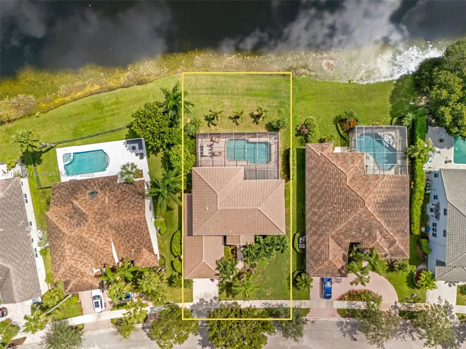 Weston, Florida 33326, United States, 5 Bedrooms Bedrooms, ,3 BathroomsBathrooms,Residential,Active,219364