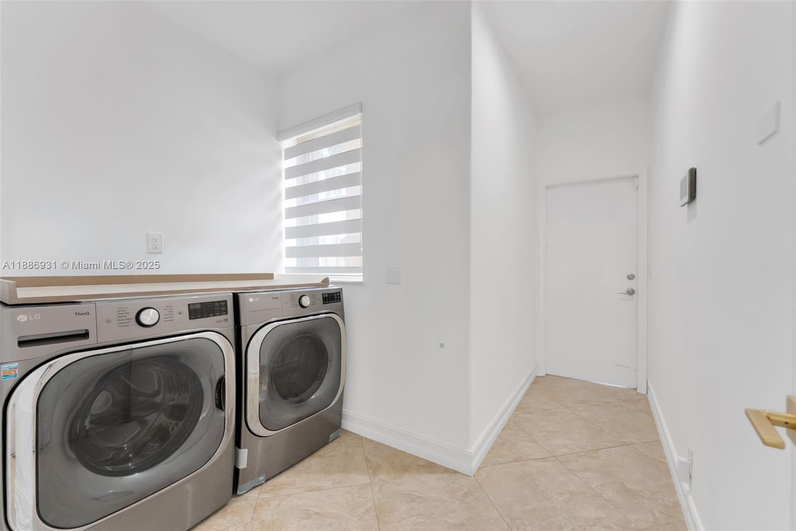 SECTOR 4 - Residential Lease