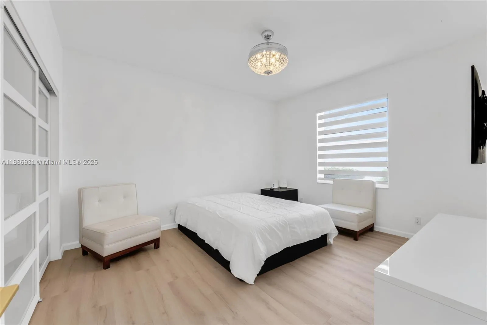 Weston, Florida 33326, United States, 5 Bedrooms Bedrooms, ,3 BathroomsBathrooms,Residential,Active,219364