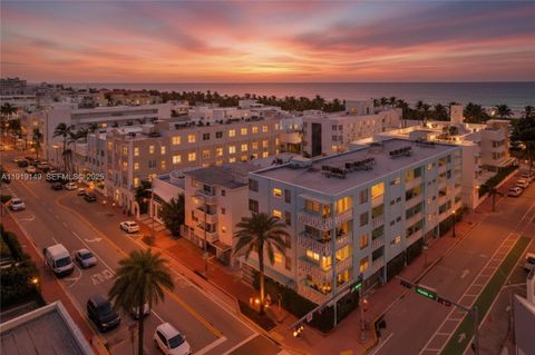 701 Collins Ave 3B Miami Beach FL 33139