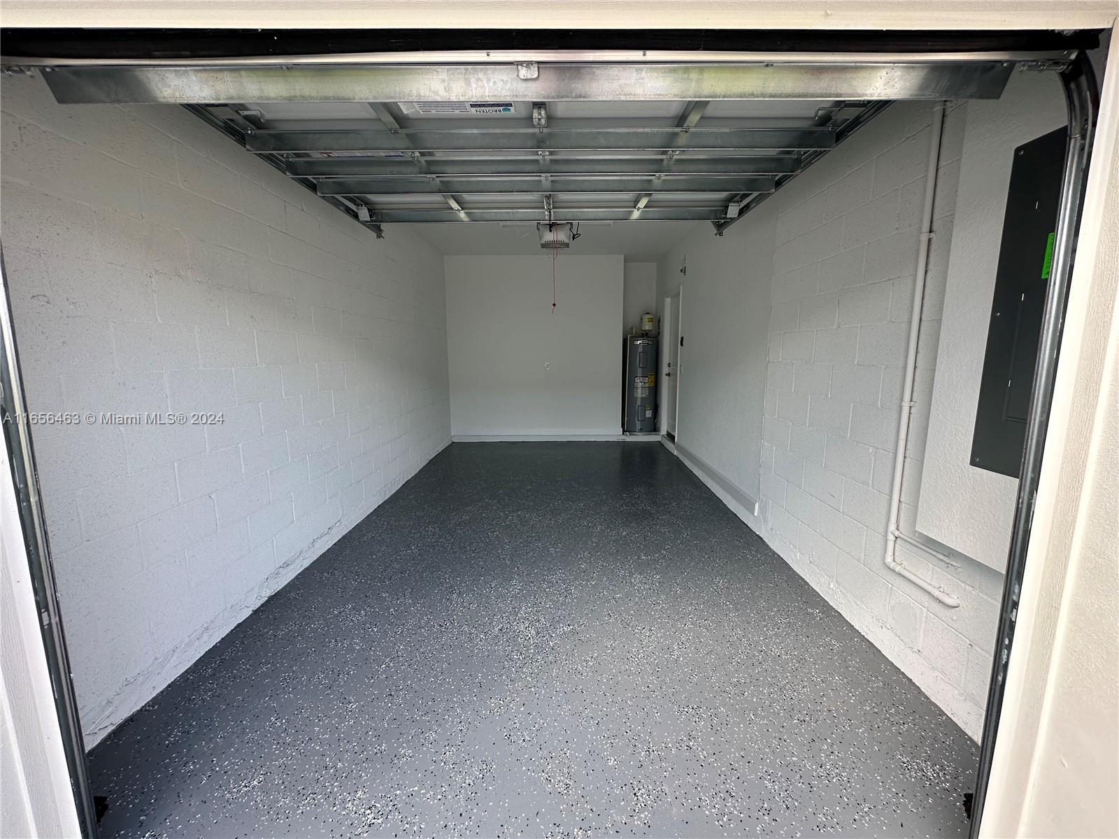 VERANDA PLAT NO. 9 - Residential Lease