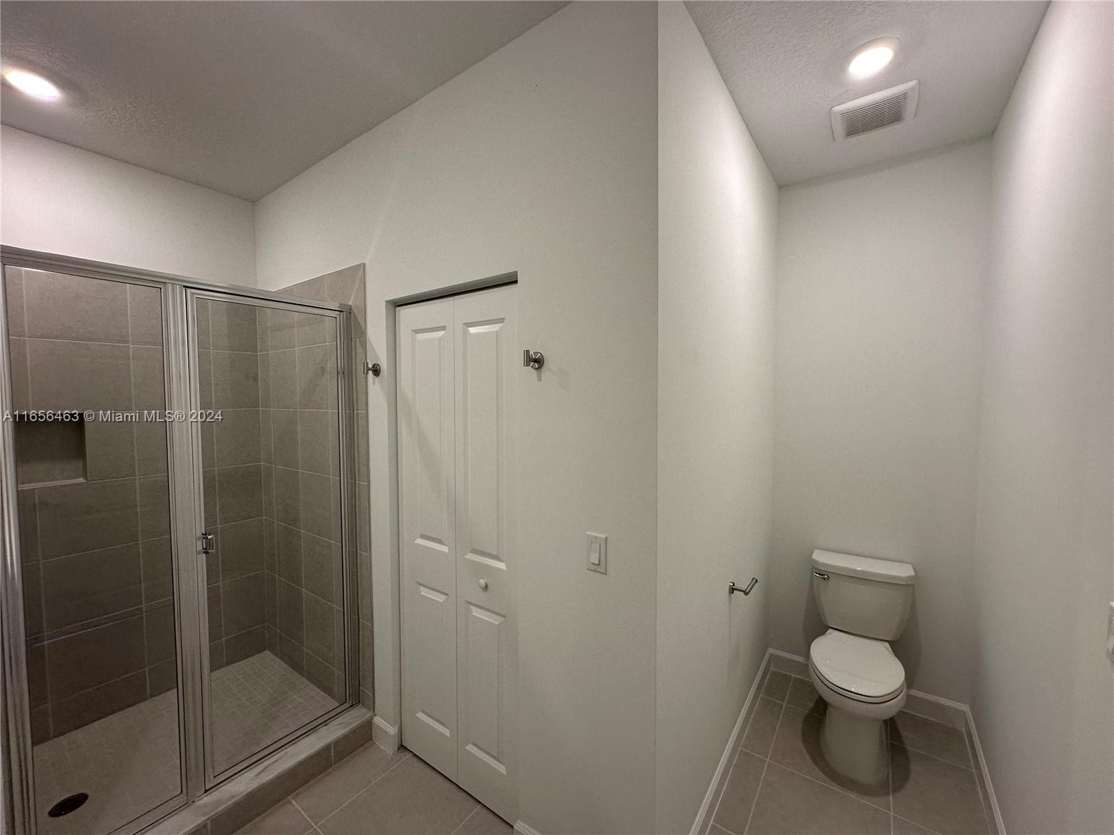 VERANDA PLAT NO. 9 - Residential Lease