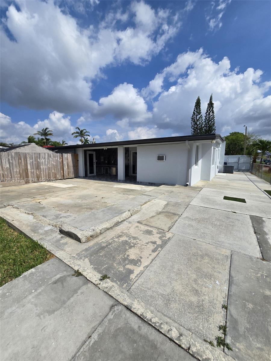 SOUTH MIAMI HEIGHTS ADDN - Residential Lease