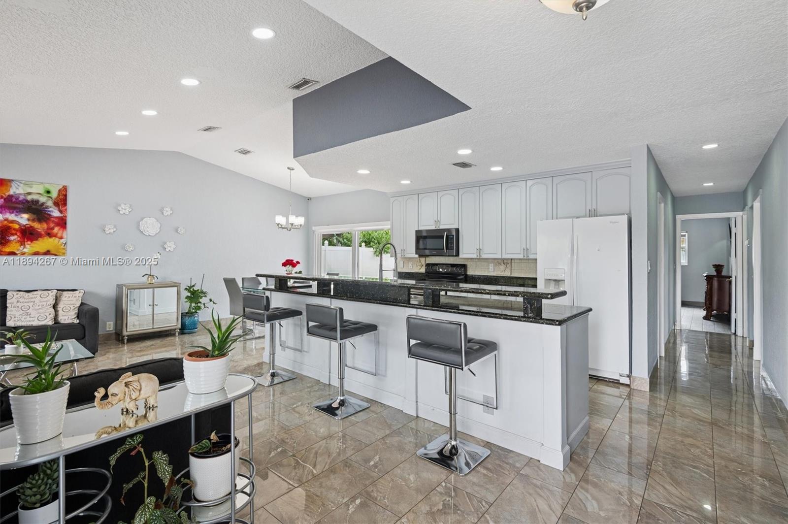 155 SW 32nd Ter