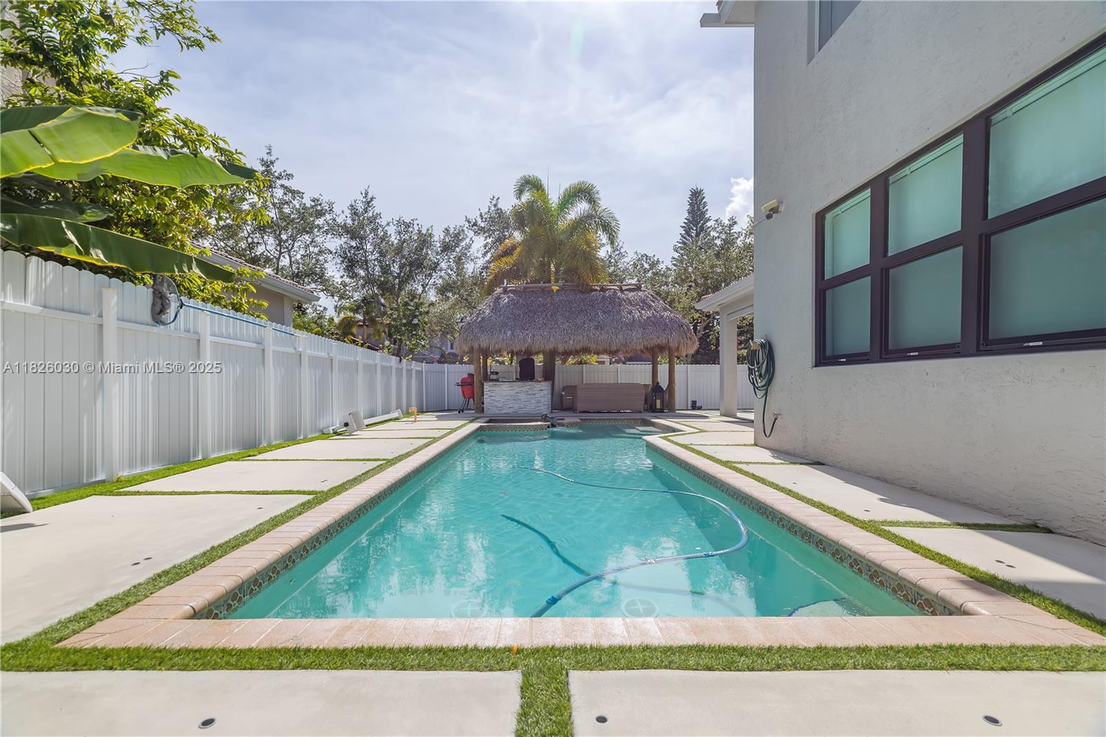 NORTH 29 ASSOC - Residential