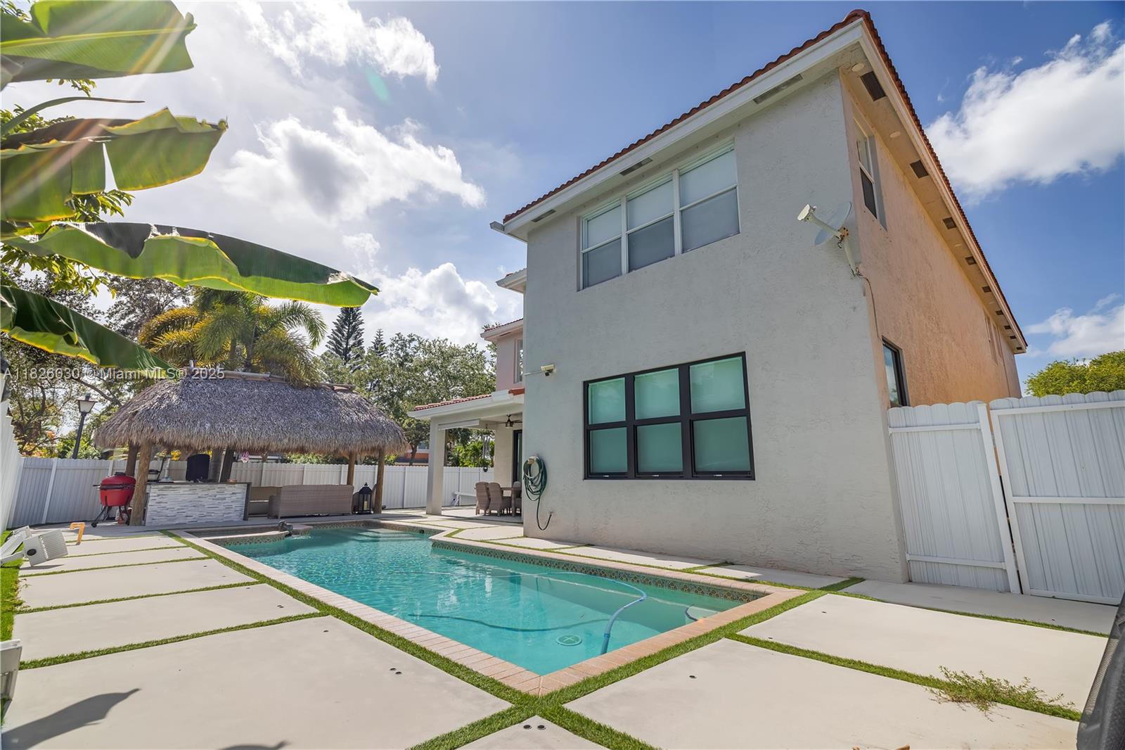 NORTH 29 ASSOC - Residential