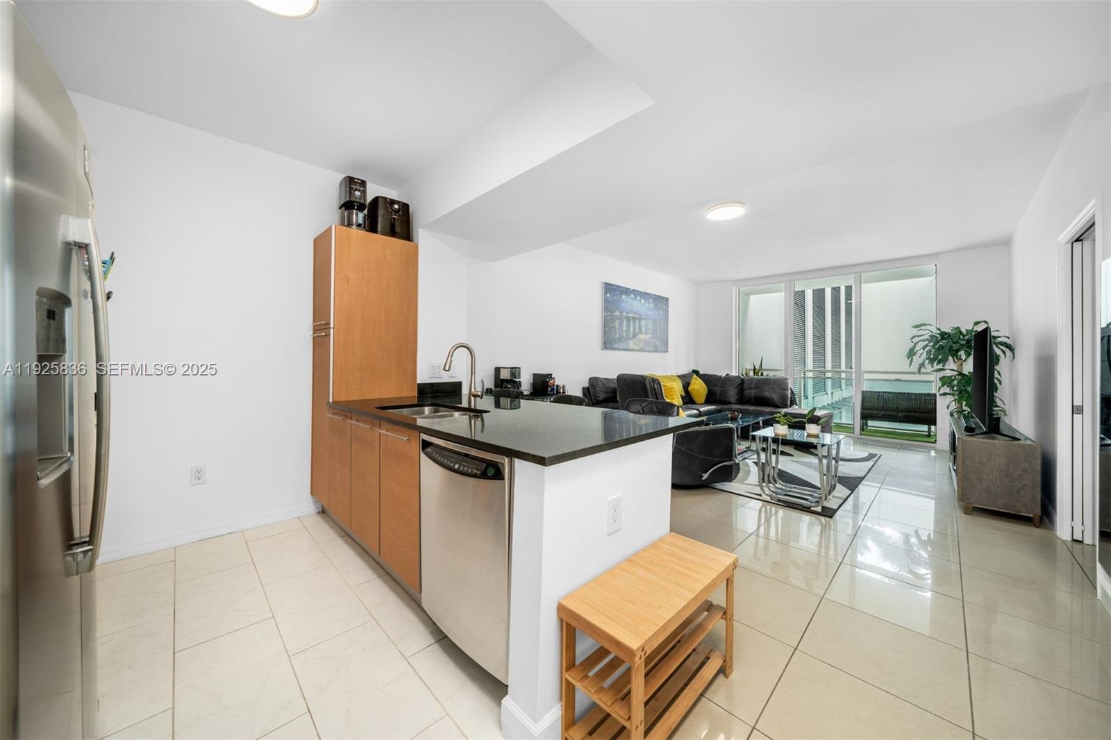950 Brickell Bay Dr 803
