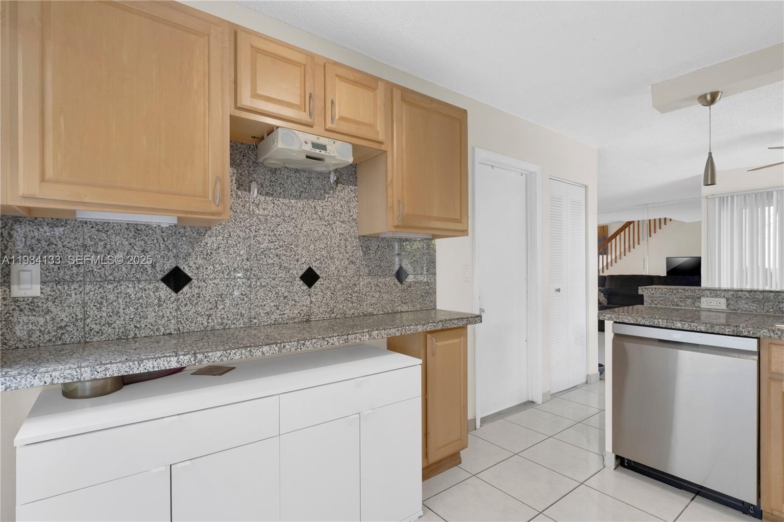 PEMBROKE LAKES SECTION EI - Residential