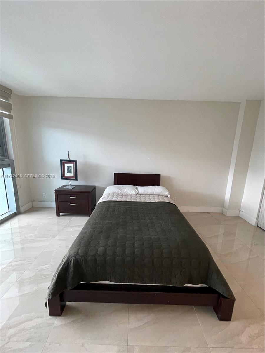 MIRASOL OCEAN TOWERS COND - Residential