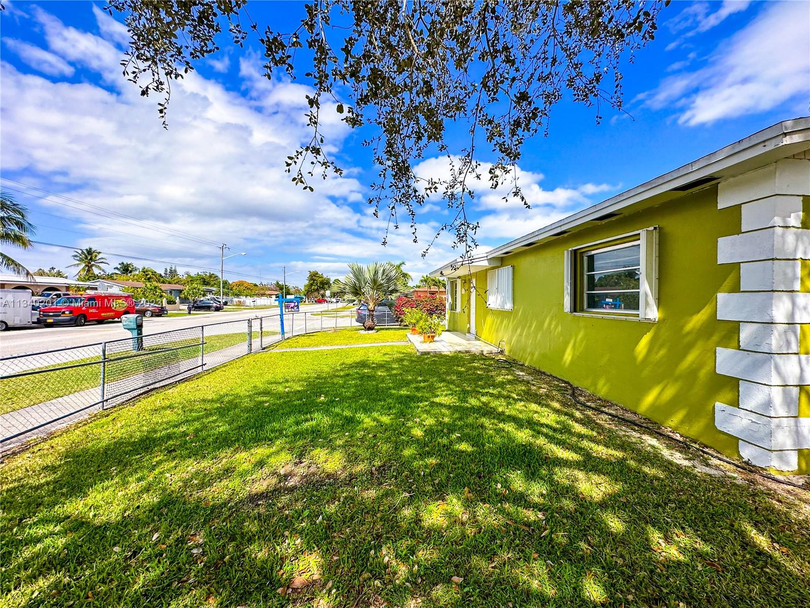 21 ST CENTURY HOMES 1ST S - Residential