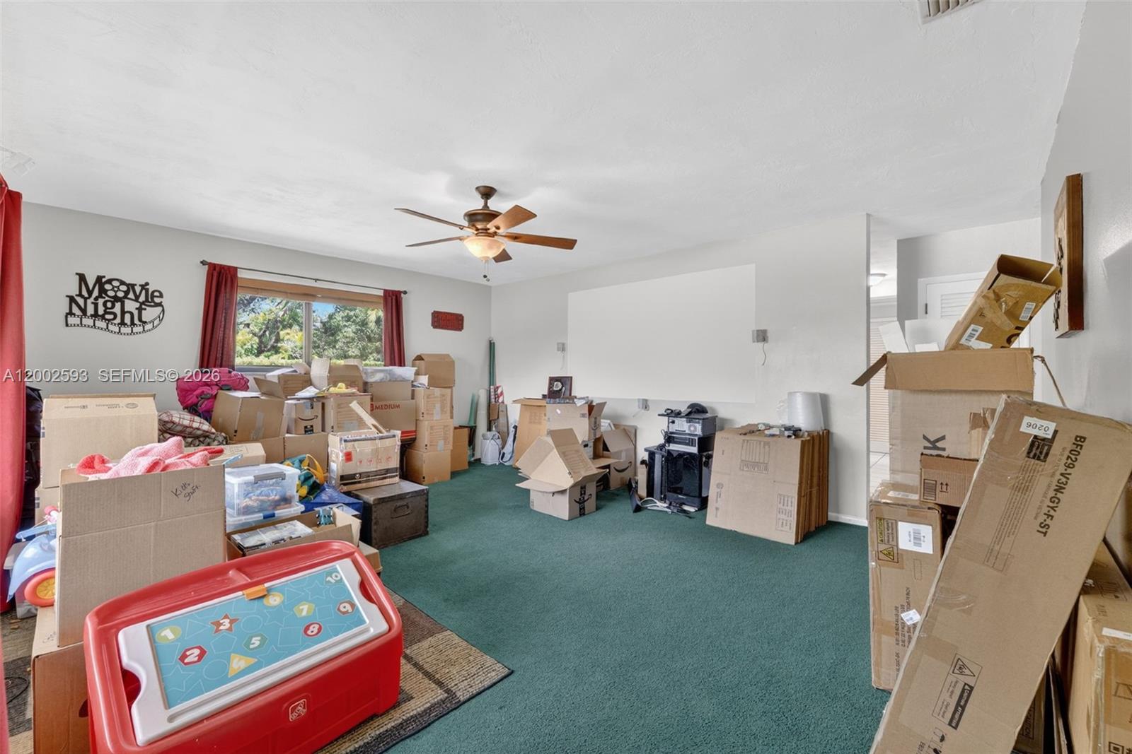 CONTINENTAL HOMES - Residential