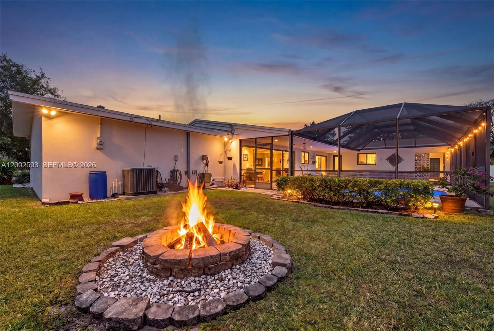 CONTINENTAL HOMES - Residential