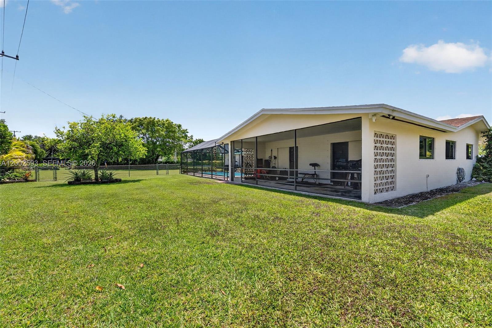 CONTINENTAL HOMES - Residential