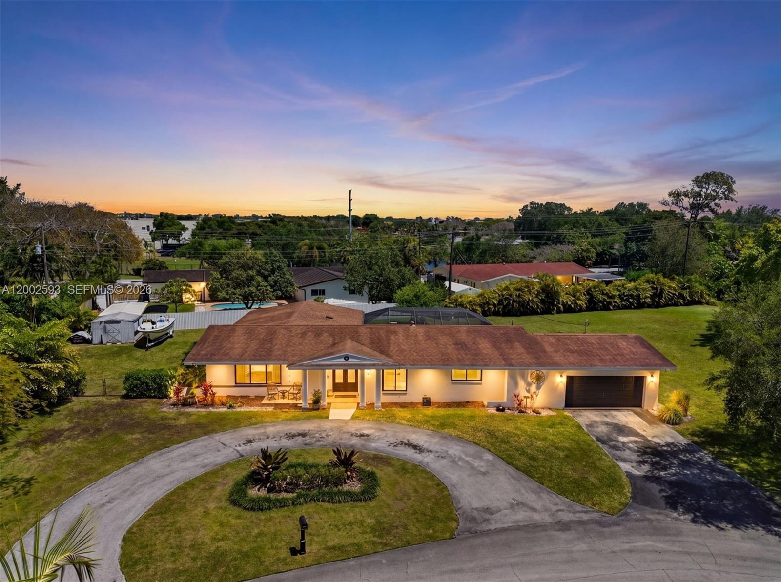 CONTINENTAL HOMES - Residential