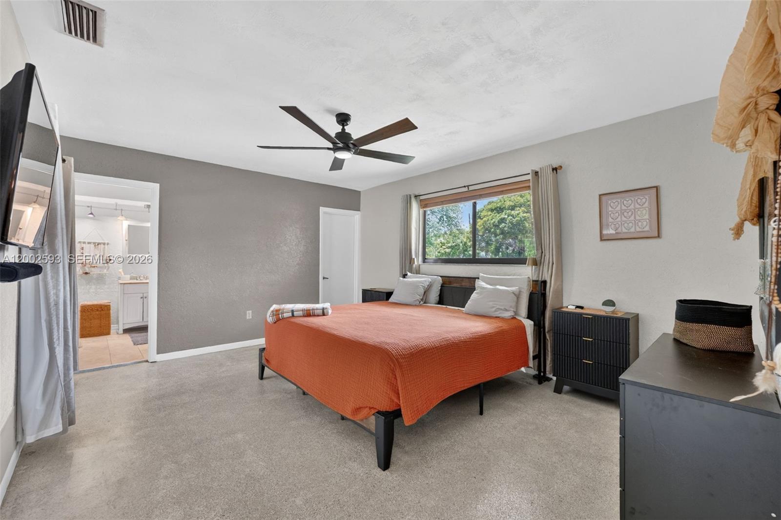 CONTINENTAL HOMES - Residential