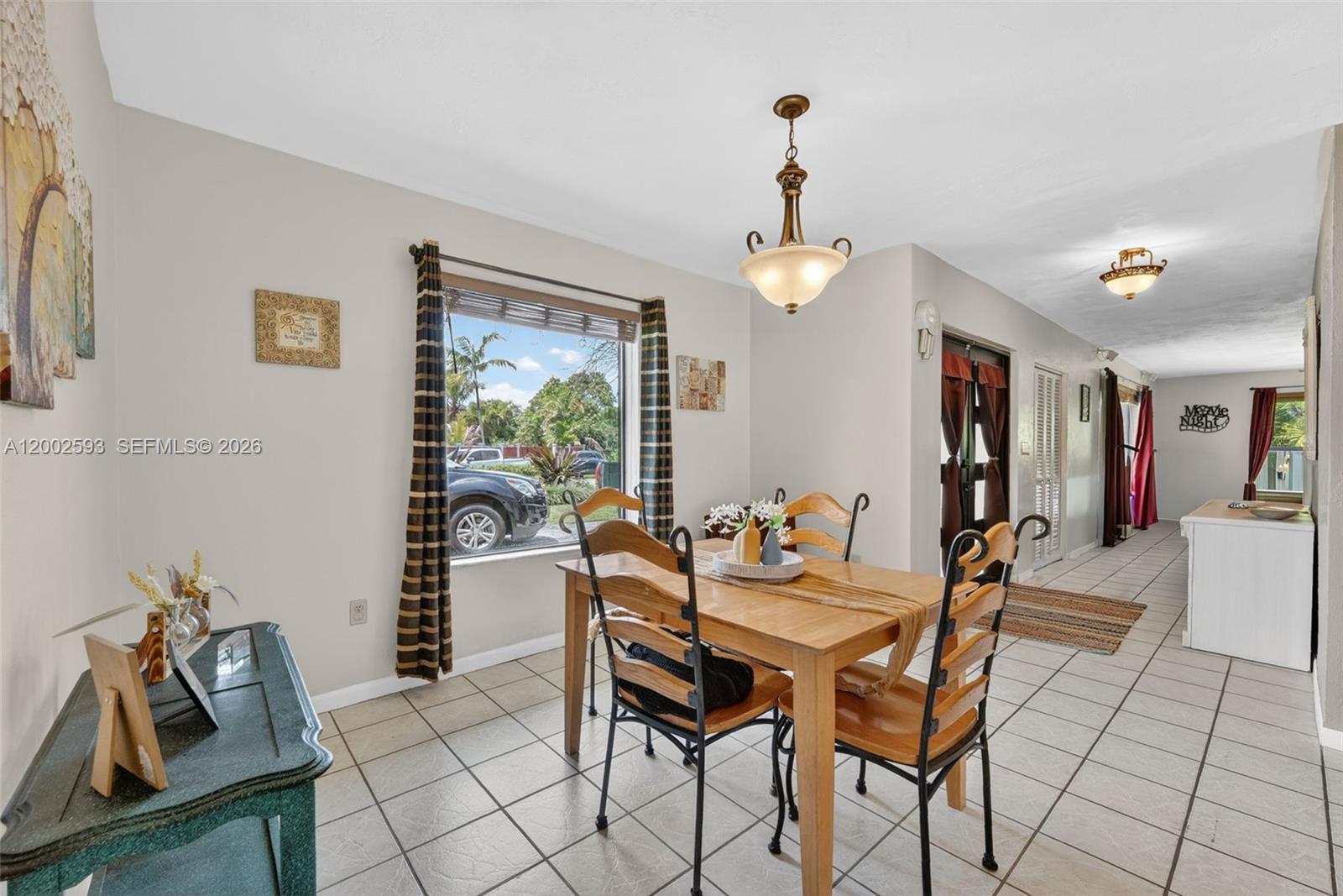 CONTINENTAL HOMES - Residential