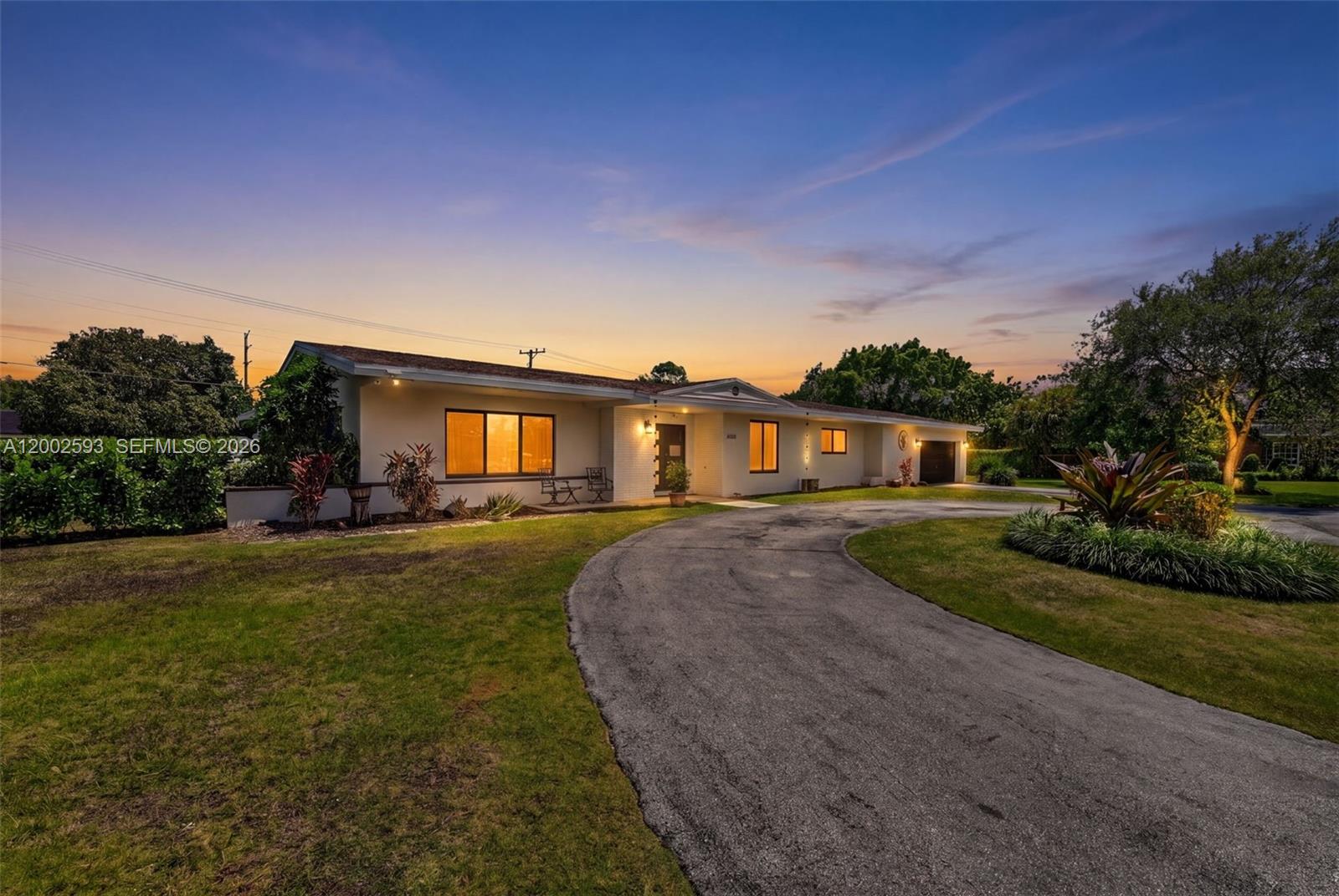 CONTINENTAL HOMES - Residential