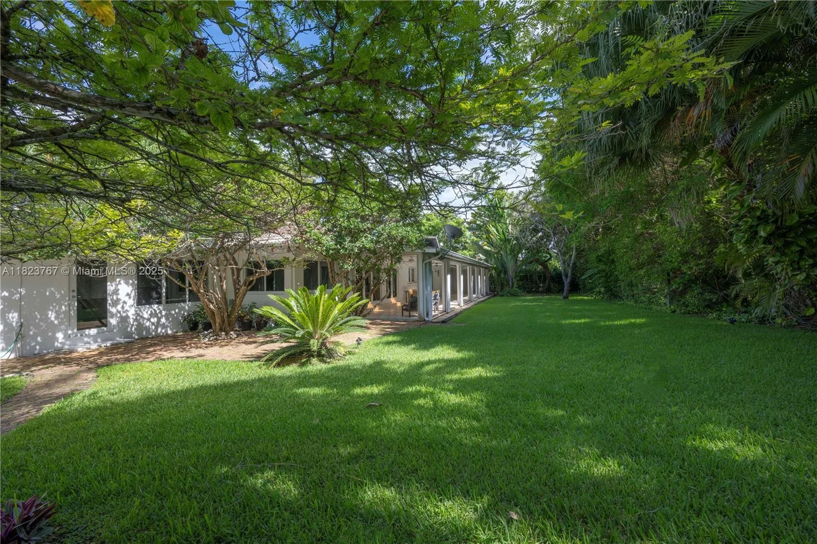 Pinecrest, Florida 33156, United States, 5 Bedrooms Bedrooms, ,3 BathroomsBathrooms,Residential,Active,153037