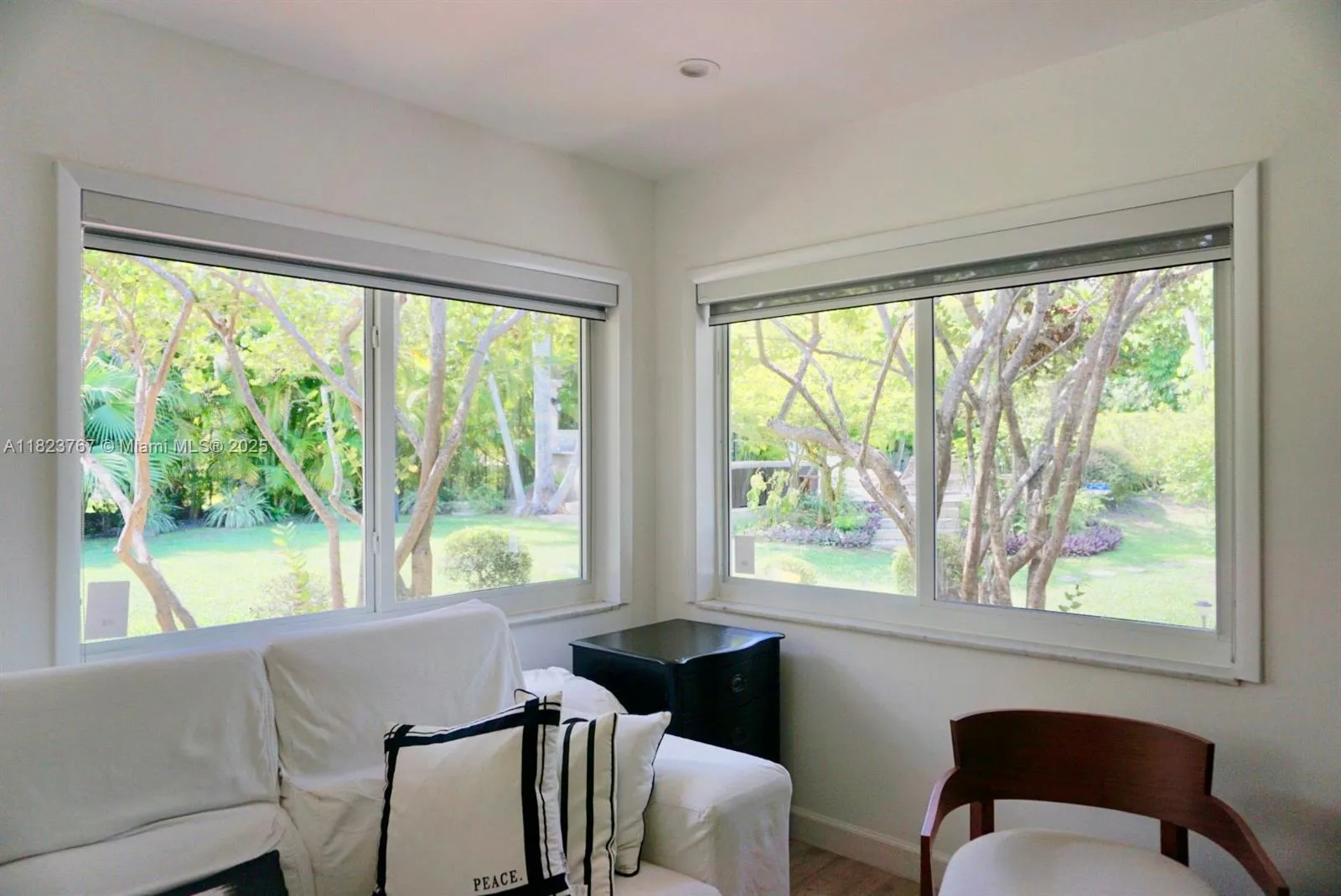 Pinecrest, Florida 33156, United States, 5 Bedrooms Bedrooms, ,3 BathroomsBathrooms,Residential,Active,153037