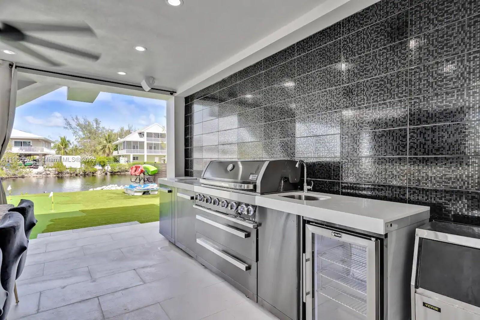 BUCCANEER PT (LARGO SOUND - Residential Lease