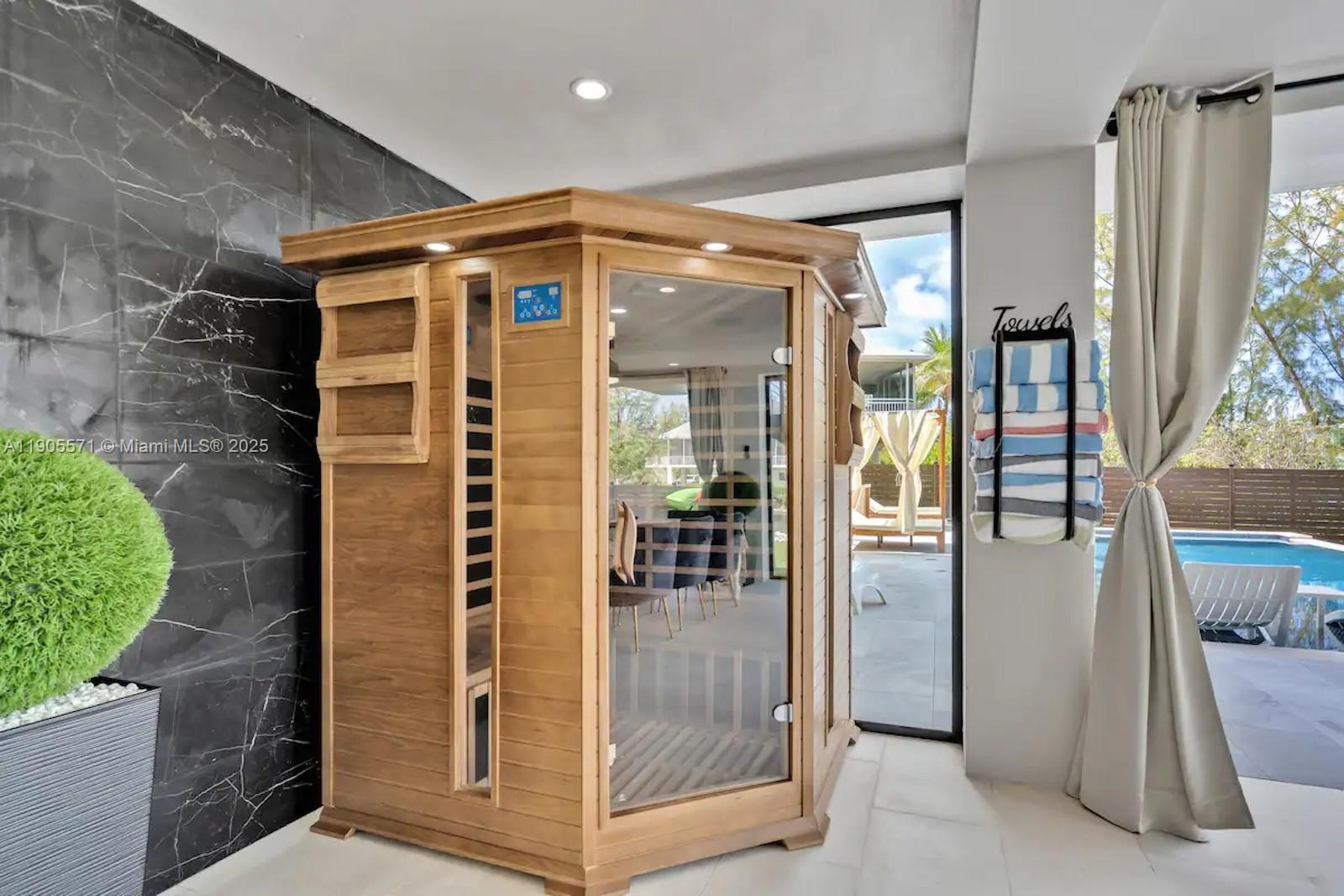 BUCCANEER PT (LARGO SOUND - Residential Lease