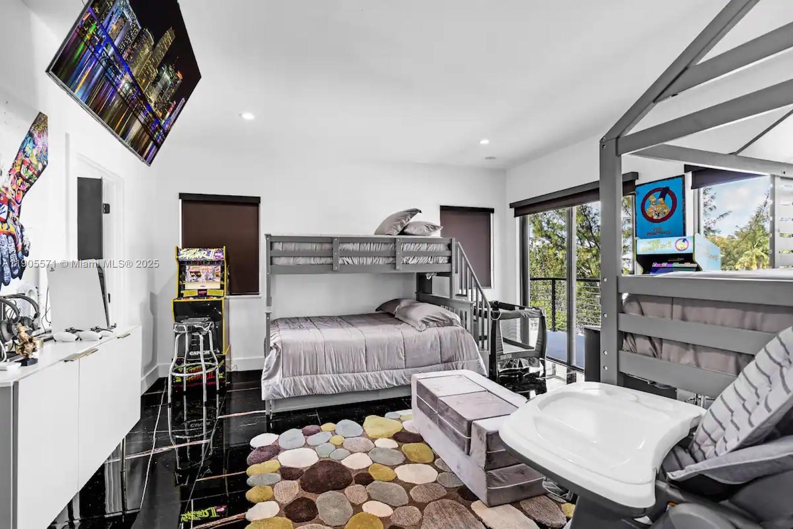 BUCCANEER PT (LARGO SOUND - Residential Lease