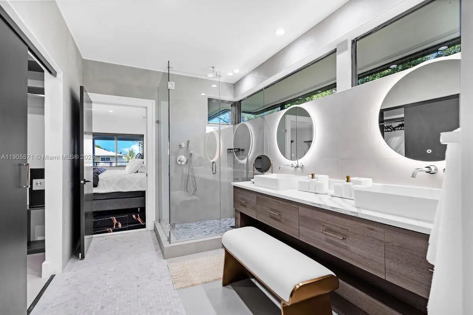 BUCCANEER PT (LARGO SOUND - Residential Lease