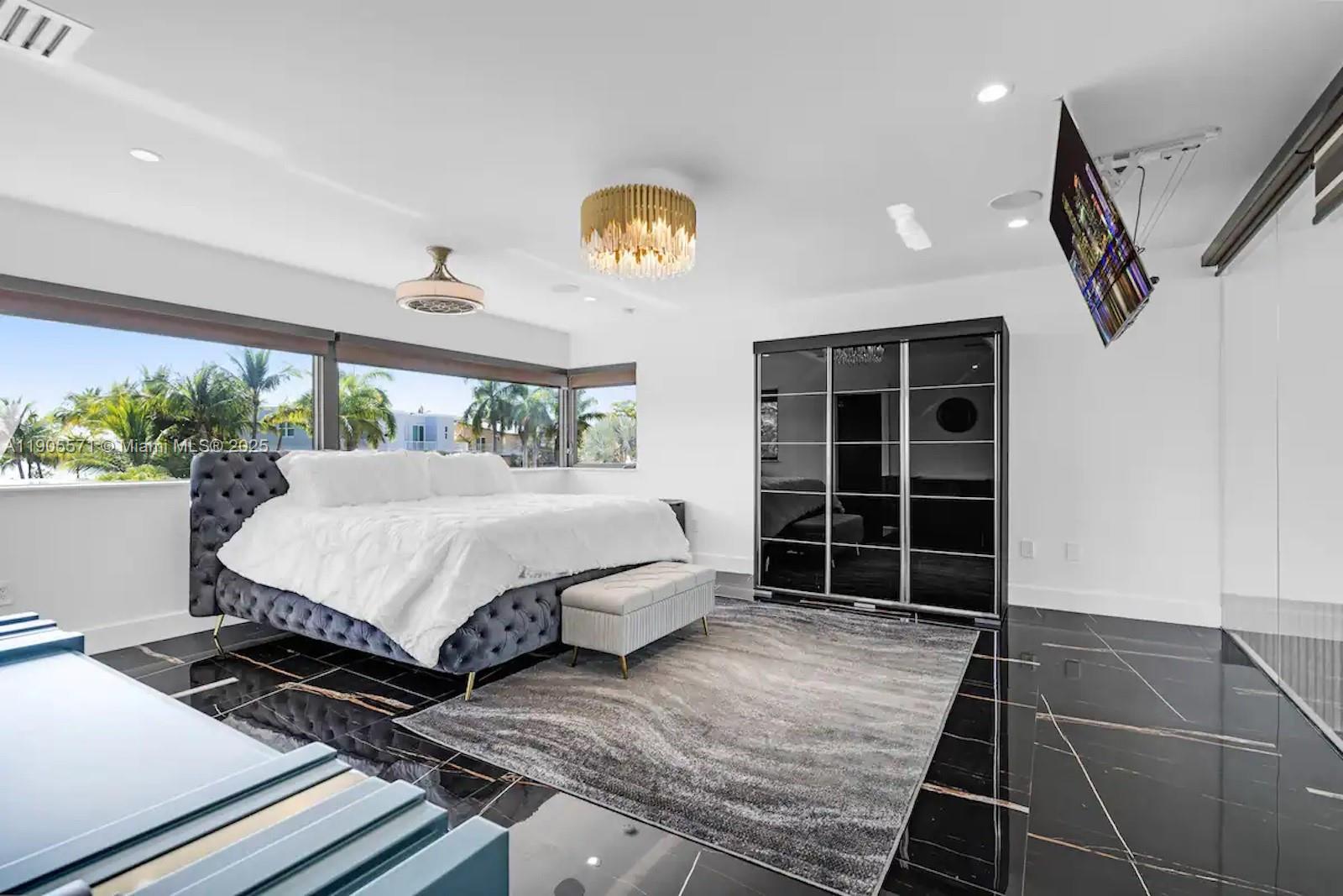 BUCCANEER PT (LARGO SOUND - Residential Lease