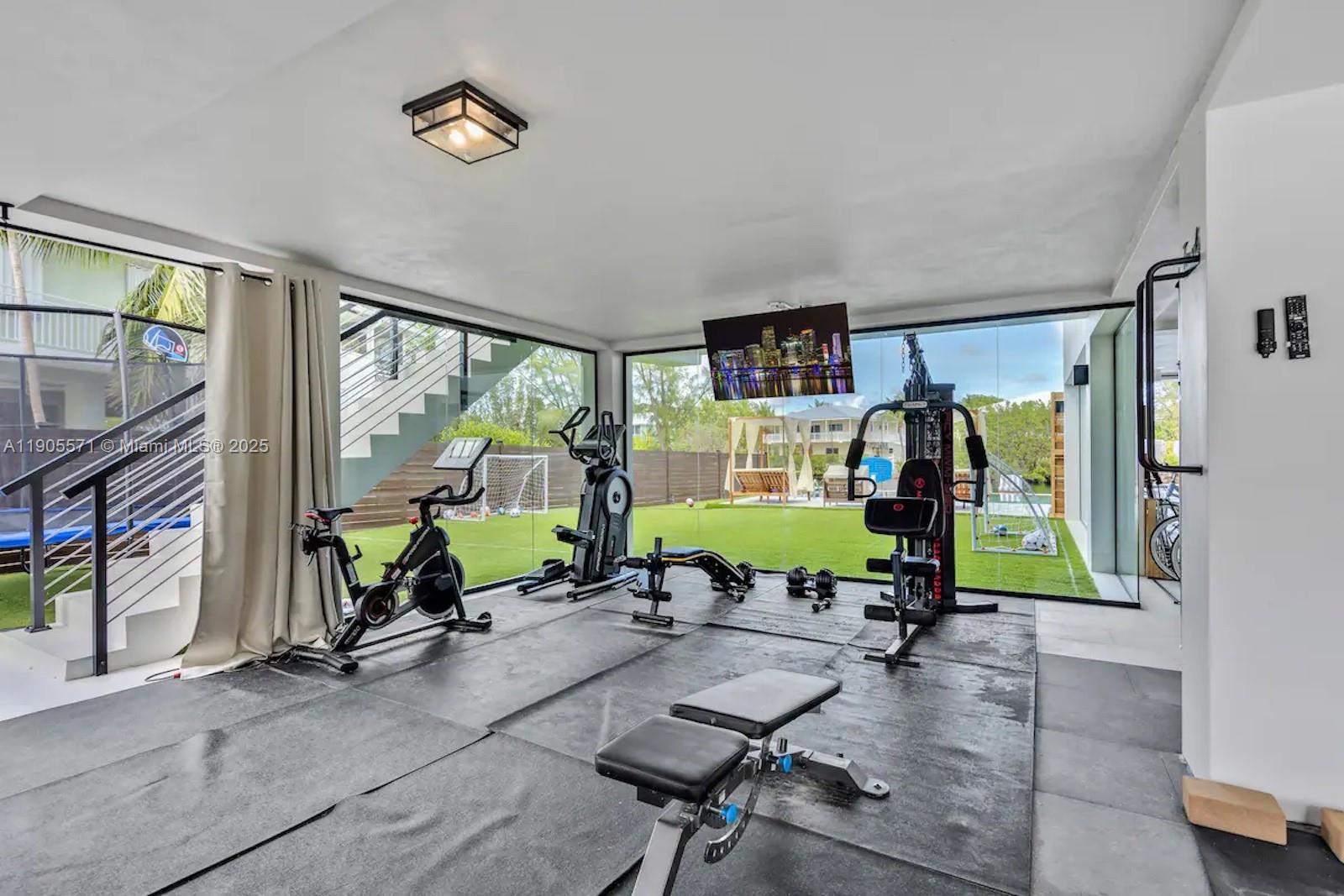 BUCCANEER PT (LARGO SOUND - Residential Lease